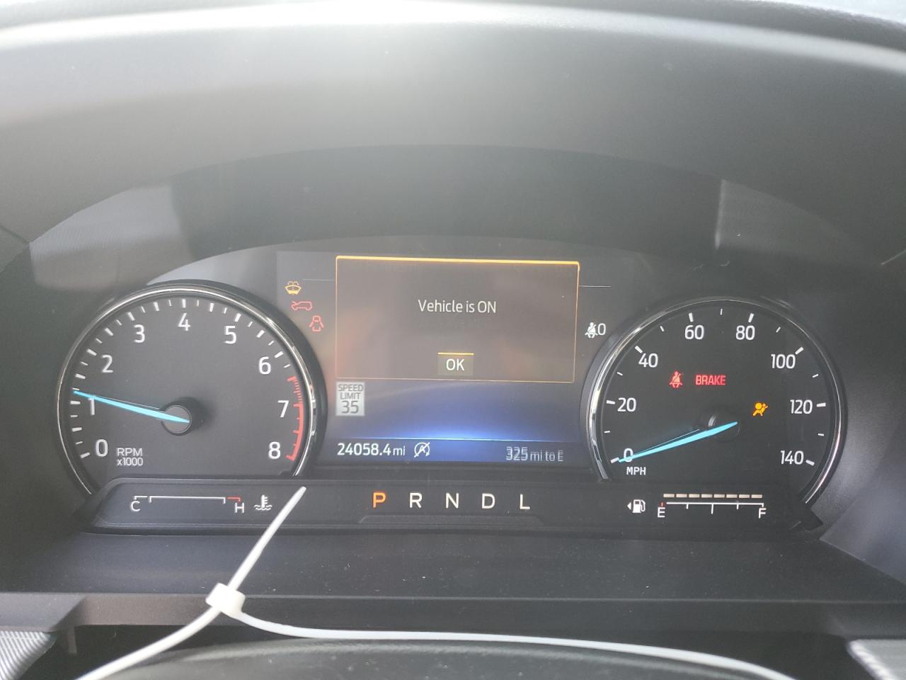 FORD EXPLORER XLT 2023