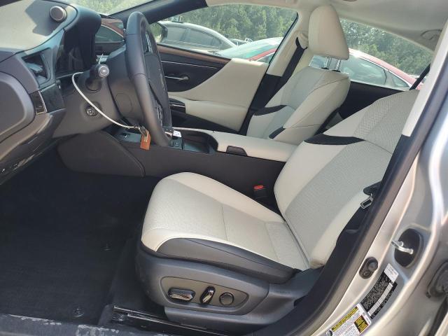 LEXUS ES 300H BASE 2024