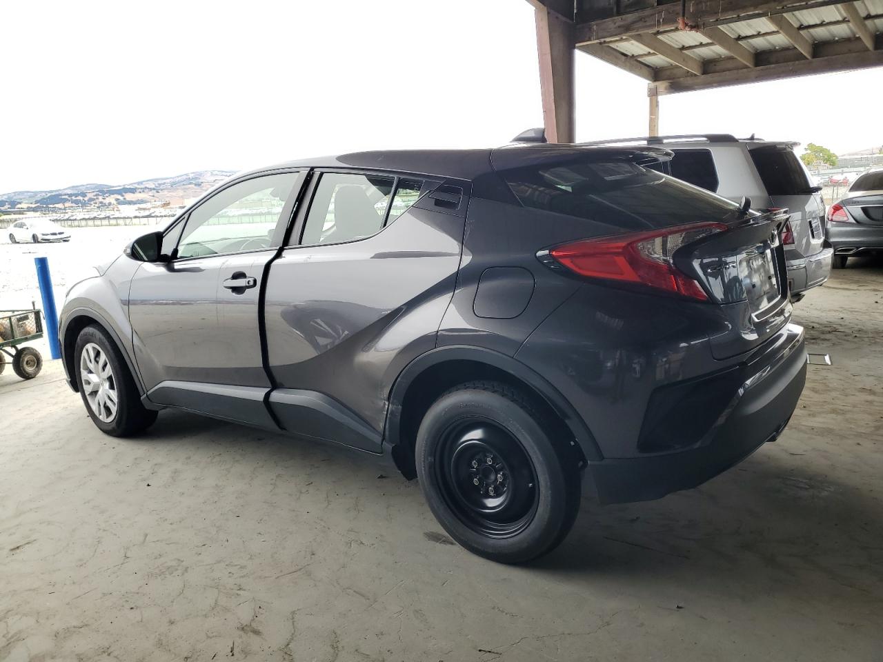 TOYOTA C-HR XLE 2021