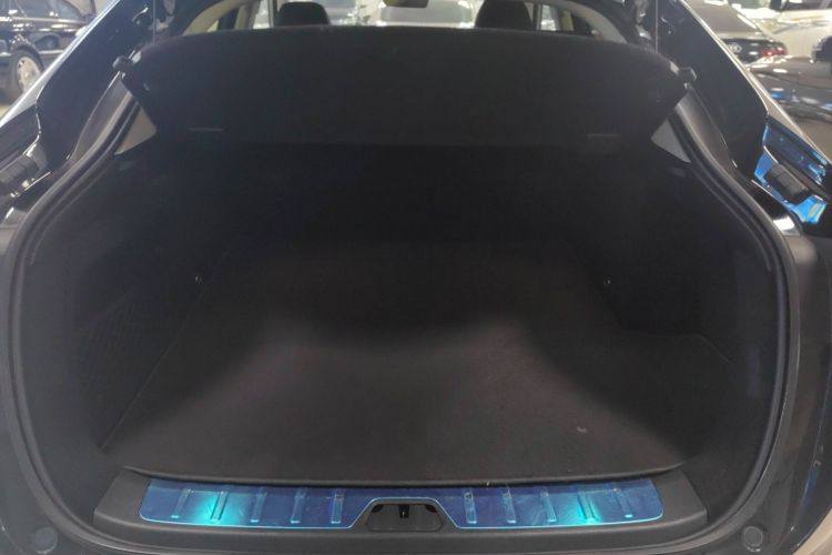 Geely Tugella 2019