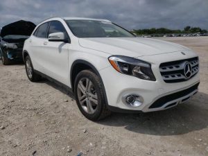 MERCEDES-BENZ GLA 250 2020