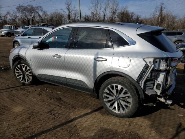 FORD ESCAPE TITANIUM 2020