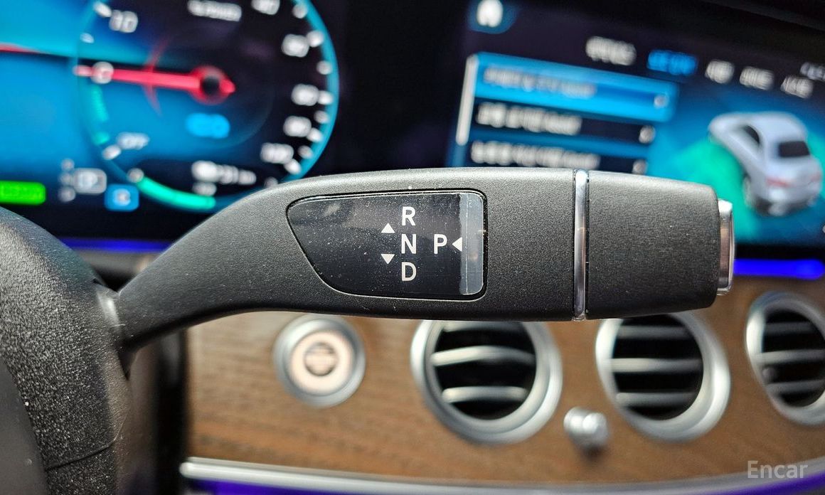 2021 Mercedes-Benz E-Класс V (W213, S213, C238) Рестайлинг E300e 4MATIC Exclusive с пробегом 40 270 км