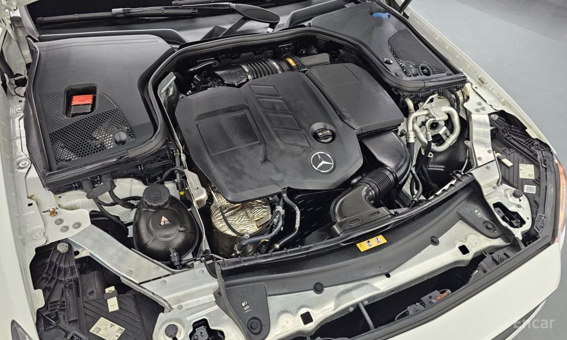 2022 Mercedes-Benz E-Класс V (W213, S213, C238) Рестайлинг E220d 4MATIC AMG Line с пробегом 43 749 км