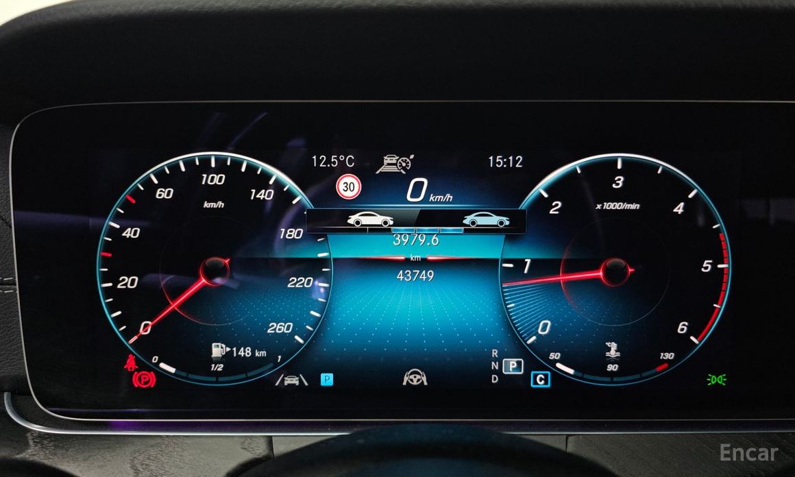 2022 Mercedes-Benz E-Класс V (W213, S213, C238) Рестайлинг E220d 4MATIC AMG Line с пробегом 43 749 км
