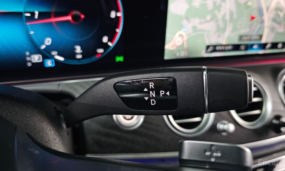 2022 Mercedes-Benz E-Класс V (W213, S213, C238) Рестайлинг E220d 4MATIC AMG Line с пробегом 43 749 км