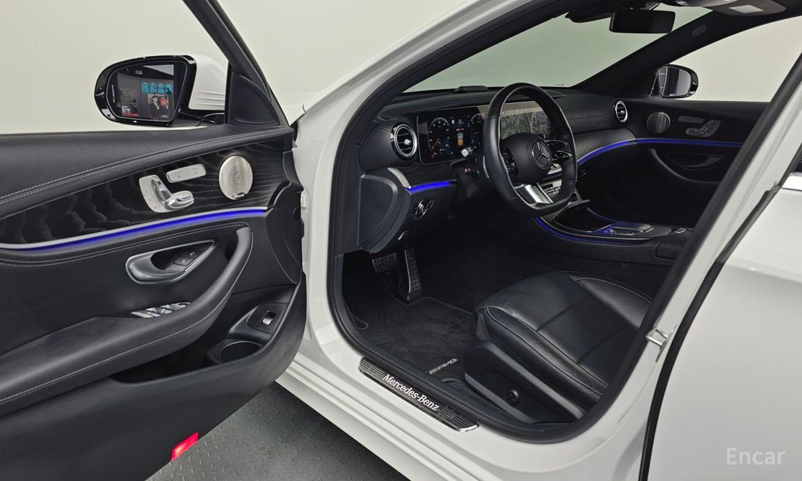 2022 Mercedes-Benz E-Класс V (W213, S213, C238) Рестайлинг E220d 4MATIC AMG Line с пробегом 43 749 км