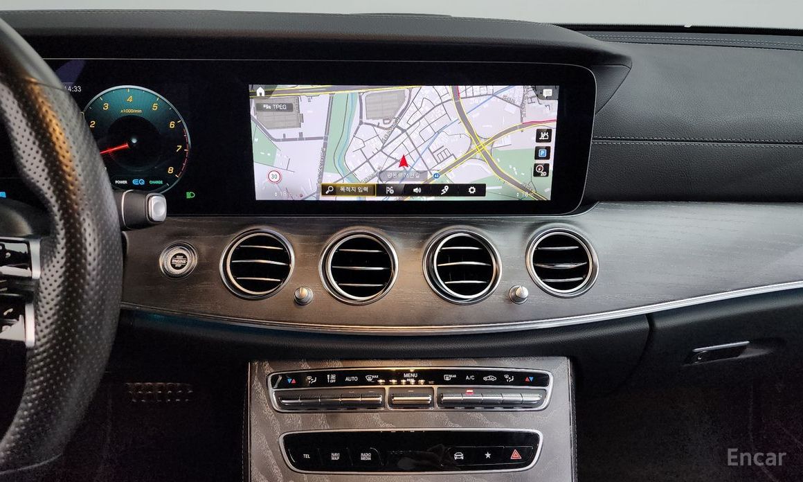 2022 Mercedes-Benz E-Класс V (W213, S213, C238) Рестайлинг E350 4MATIC AMG Line с пробегом 46 861 км