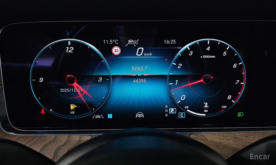 2021 Mercedes-Benz E-Класс V (W213, S213, C238) Рестайлинг E250 Exclusive с пробегом 46 395 км