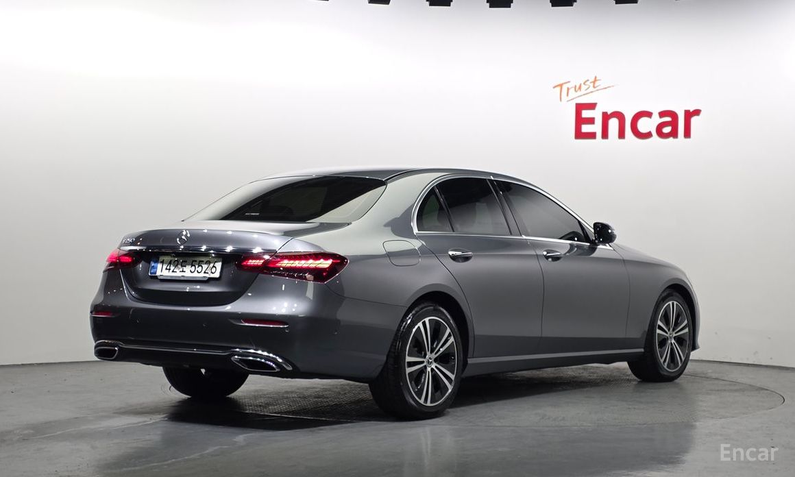 2021 Mercedes-Benz E-Класс V (W213, S213, C238) Рестайлинг E250 Avantgarde с пробегом 54 226 км
