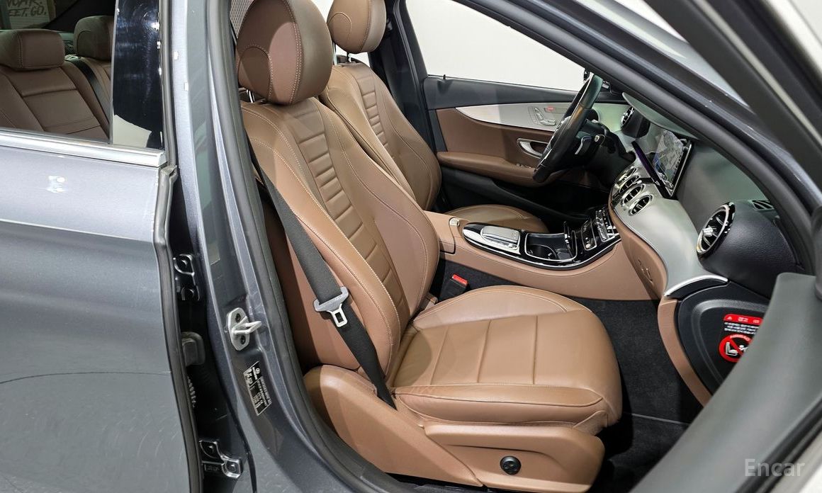 2021 Mercedes-Benz E-Класс V (W213, S213, C238) Рестайлинг E250 Avantgarde с пробегом 54 226 км
