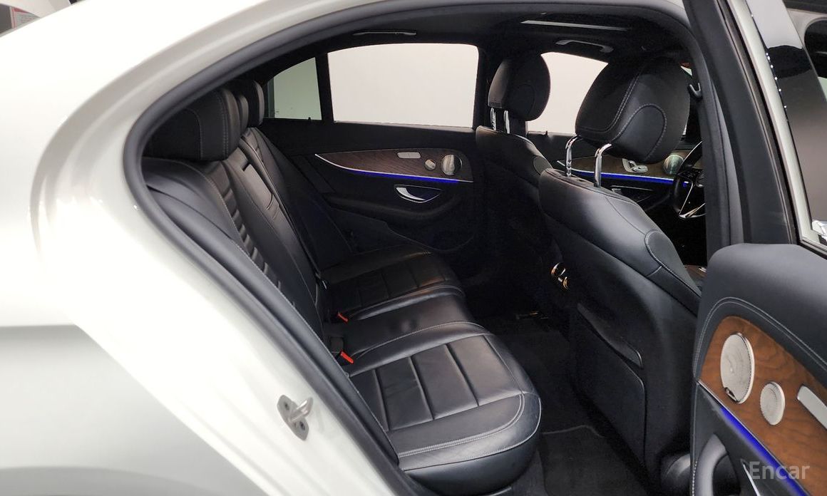 2022 Mercedes-Benz E-Класс V (W213, S213, C238) Рестайлинг E220d 4MATIC Exclusive с пробегом 63 207 км