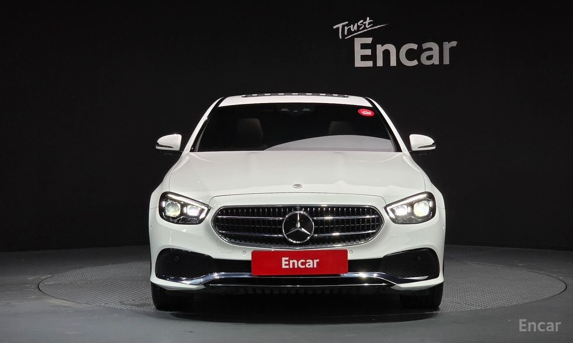 2022 Mercedes-Benz E-Класс V (W213, S213, C238) Рестайлинг E350 4MATIC Avantgarde с пробегом 68 967 км