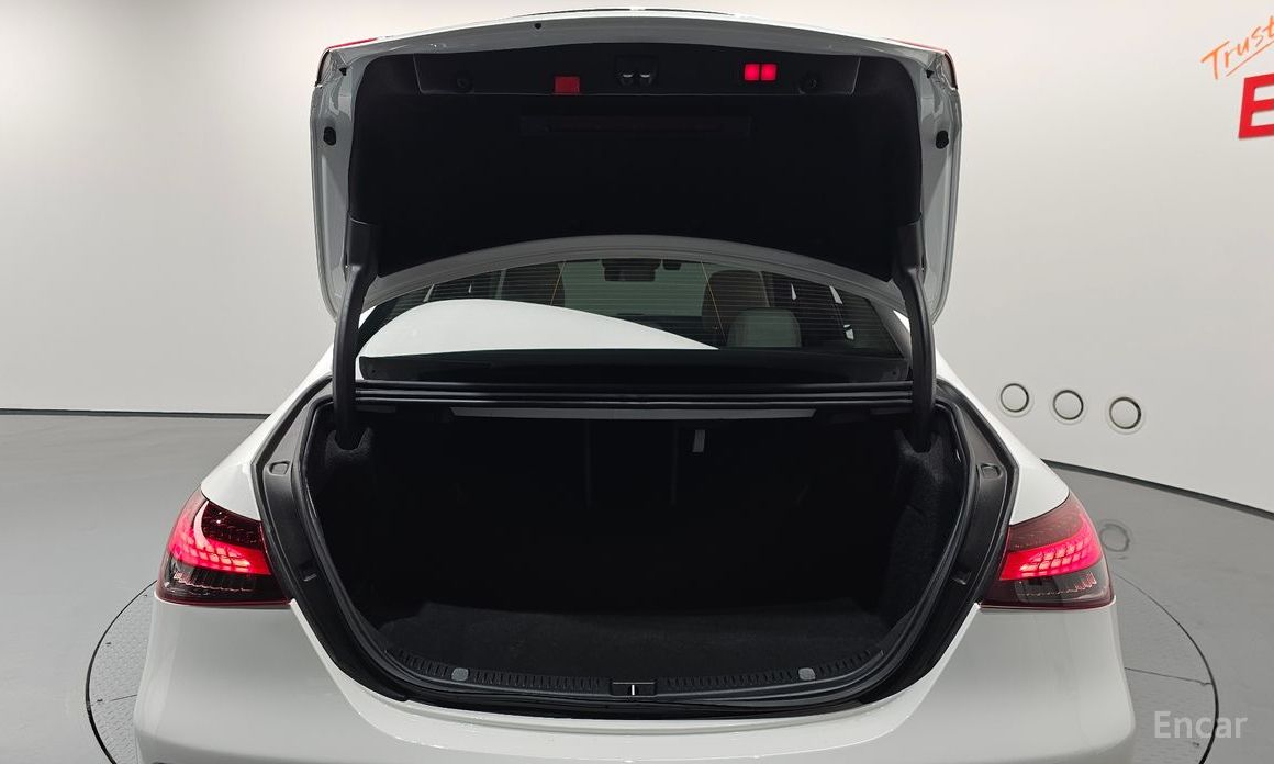 2021 Mercedes-Benz E-Класс V (W213, S213, C238) Рестайлинг E450 4MATIC Exclusive с пробегом 58 129 км