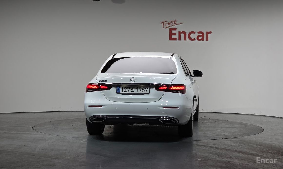 2022 Mercedes-Benz E-Класс V (W213, S213, C238) Рестайлинг E250 Exclusive с пробегом 47 020 км