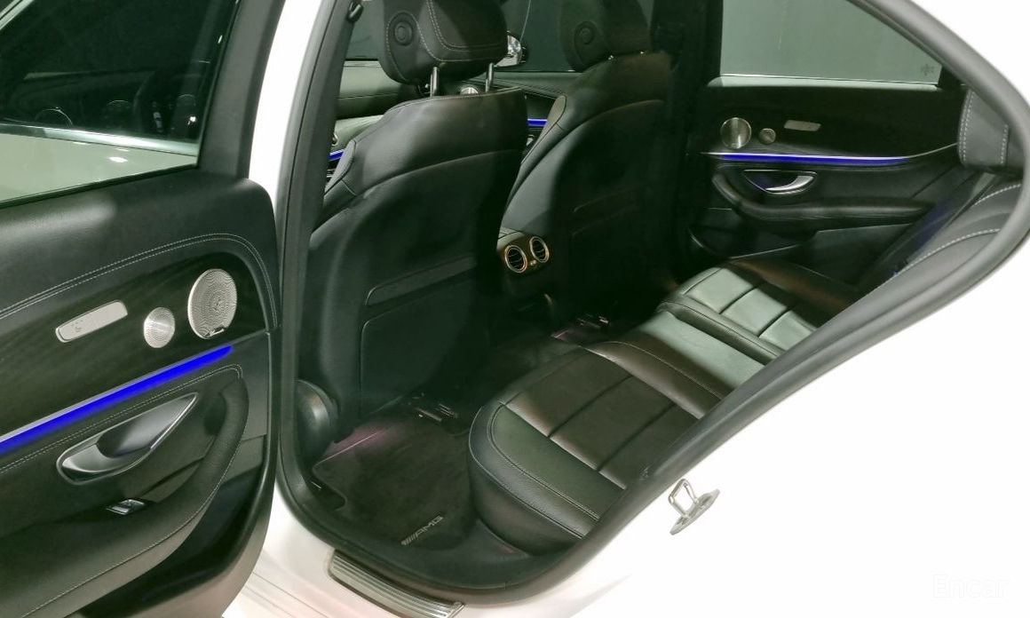 2022 Mercedes-Benz E-Класс V (W213, S213, C238) Рестайлинг E220d 4MATIC AMG Line с пробегом 48 000 км