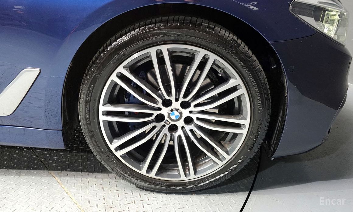 2019 BMW 5 серии VII (G30/G31) 530i M Sport Package Plus с пробегом 87 046 км