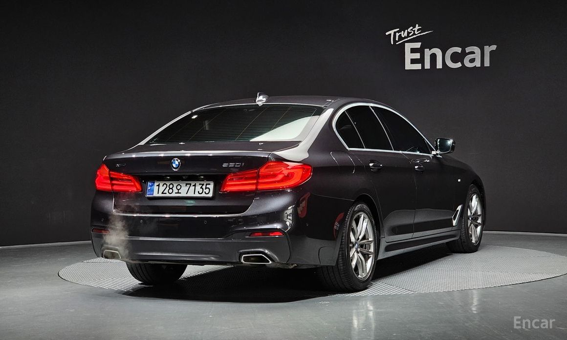 2020 BMW 5 серии VII (G30/G31) 520i M Sport с пробегом 50 980 км
