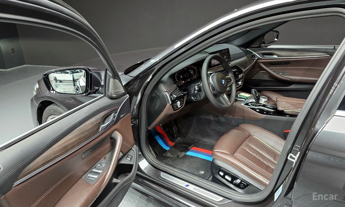 2020 BMW 5 серии VII (G30/G31) 520i M Sport с пробегом 50 980 км