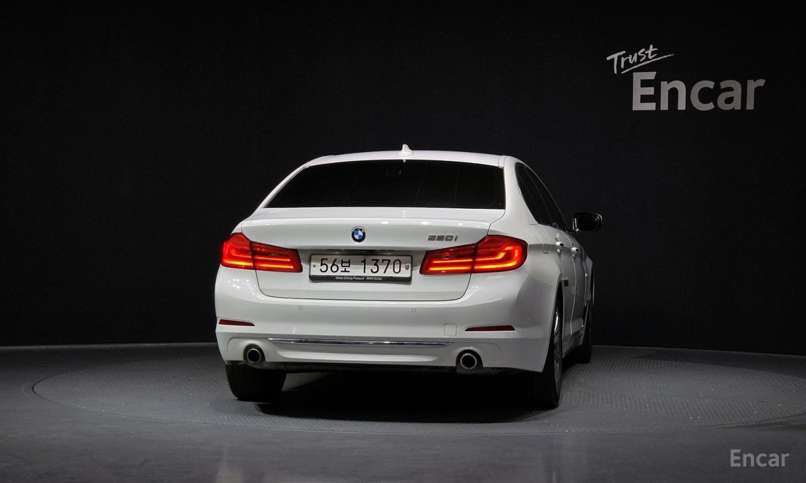 2018 BMW 5 серии VII (G30/G31) 520i Luxury с пробегом 57 806 км