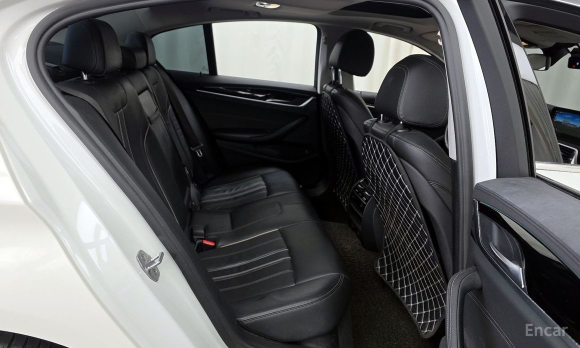 2018 BMW 5 серии VII (G30/G31) 520i Luxury с пробегом 57 806 км
