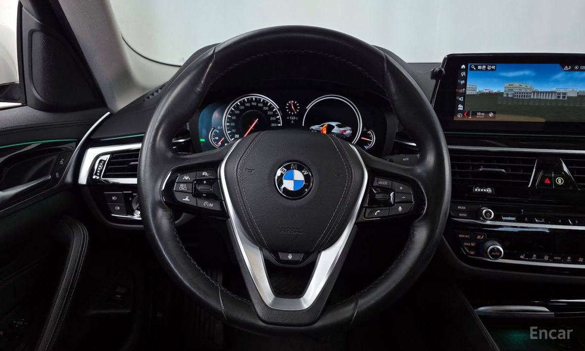 2018 BMW 5 серии VII (G30/G31) 520i Luxury с пробегом 57 806 км