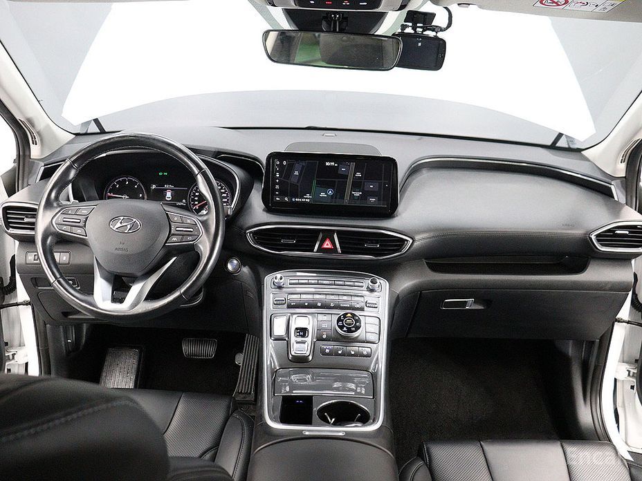 2021 Hyundai Santa Fe IV Рестайлинг Diesel 2.2 4WD Premium с пробегом 67 468 км