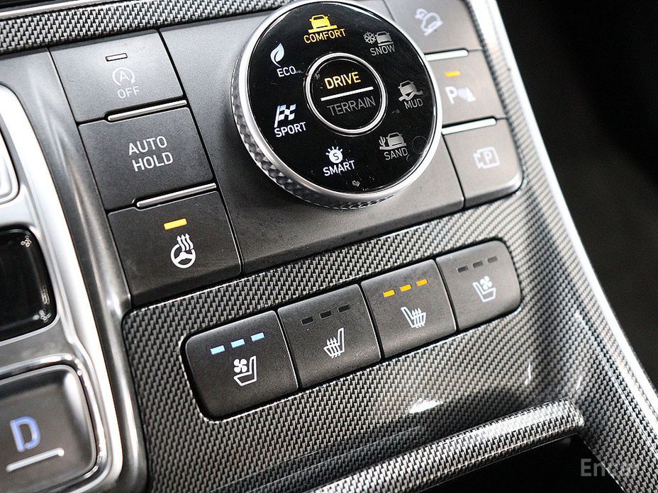 2021 Hyundai Santa Fe IV Рестайлинг Diesel 2.2 4WD Premium с пробегом 67 468 км