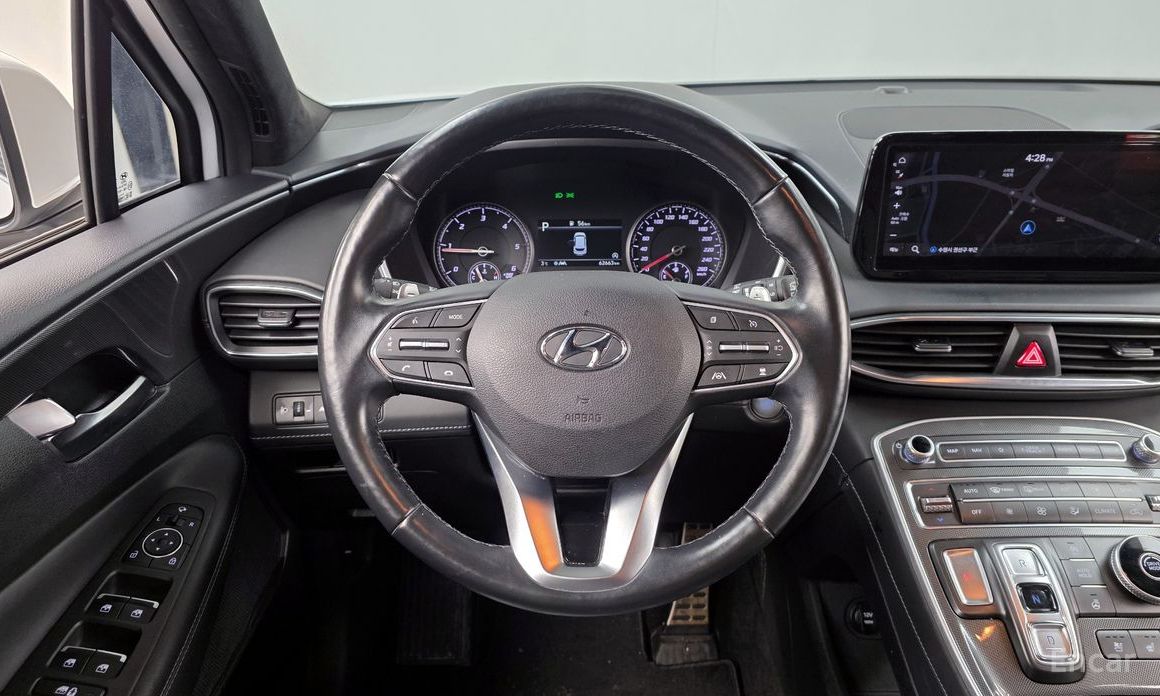 2021 Hyundai Santa Fe IV Рестайлинг Diesel 2.2 2WD Prestige с пробегом 62 663 км