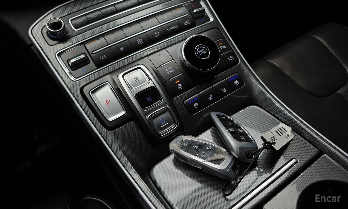 2021 Hyundai Santa Fe IV Рестайлинг Diesel 2.2 2WD Prestige с пробегом 68 561 км