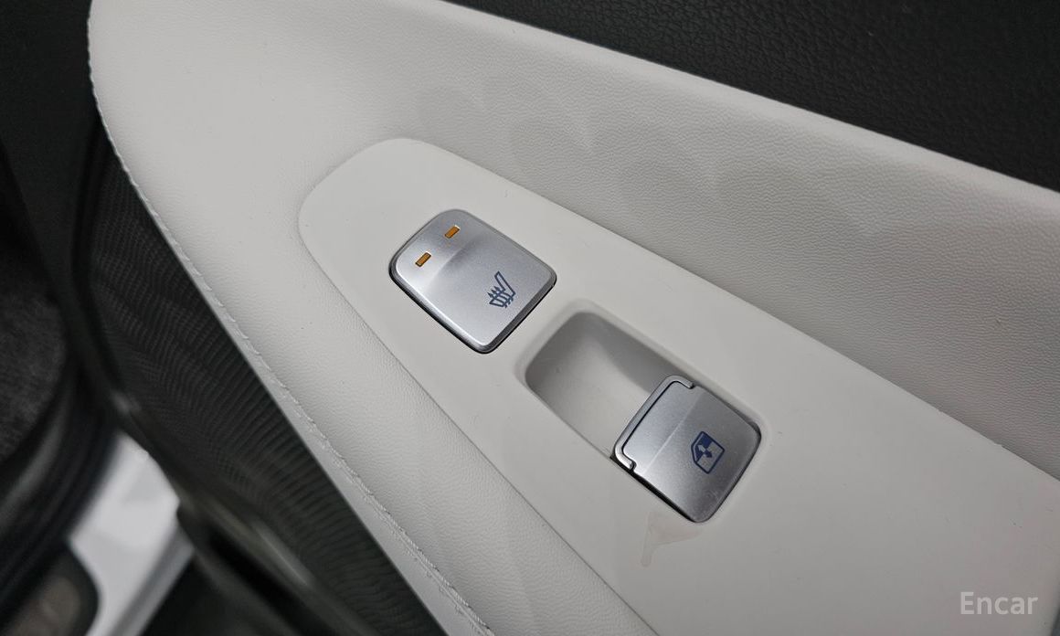 2021 Hyundai Santa Fe IV Рестайлинг Diesel 2.2 2WD Calligraphy с пробегом 59 063 км