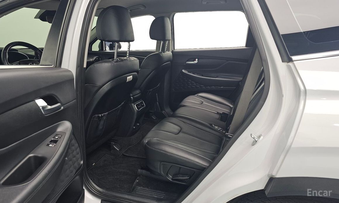 2021 Hyundai Santa Fe IV Рестайлинг Diesel 2.2 4WD Premium с пробегом 100 714 км