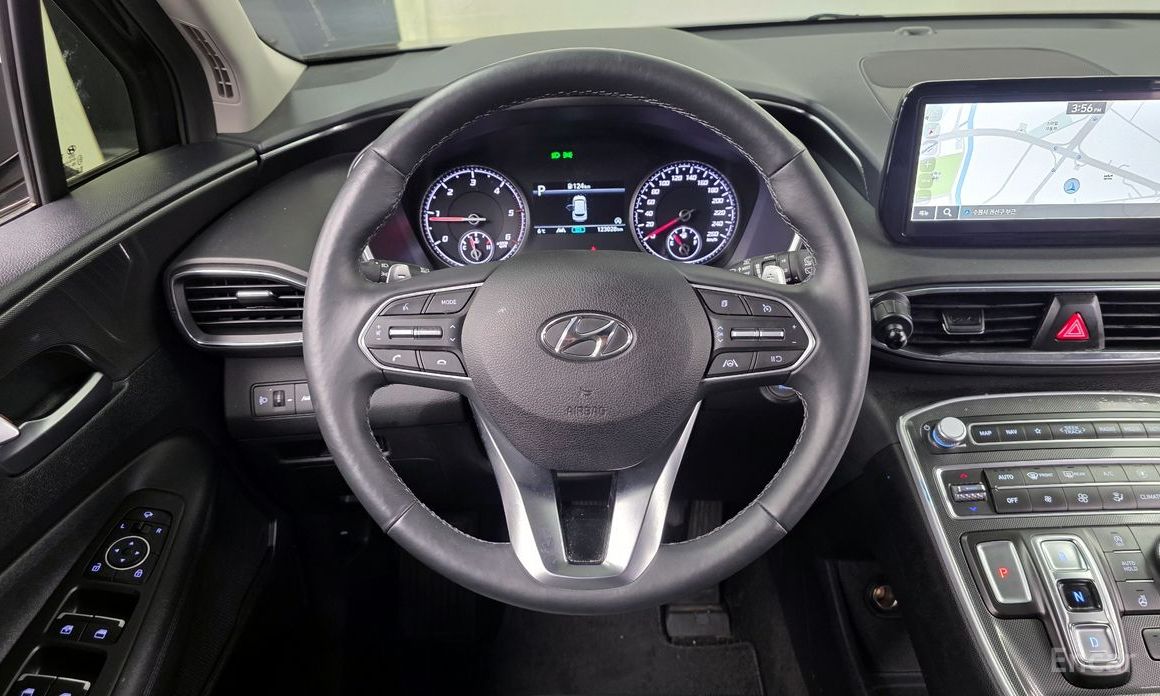 2023 Hyundai Santa Fe IV Рестайлинг Diesel 2.2 4WD Exclusive с пробегом 123 028 км