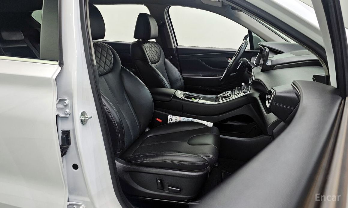 2021 Hyundai Santa Fe IV Рестайлинг Diesel 2.2 4WD Premium Choice с пробегом 36 511 км