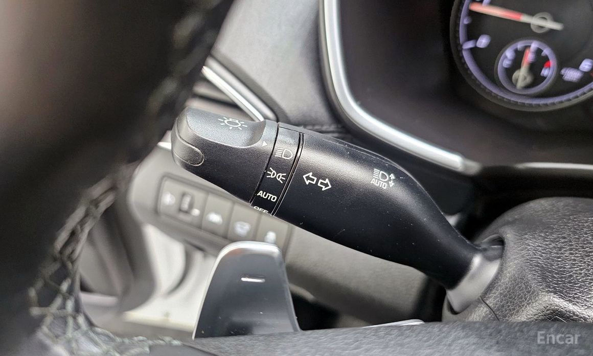 2021 Hyundai Santa Fe IV Рестайлинг Diesel 2.2 4WD Premium Choice с пробегом 36 511 км