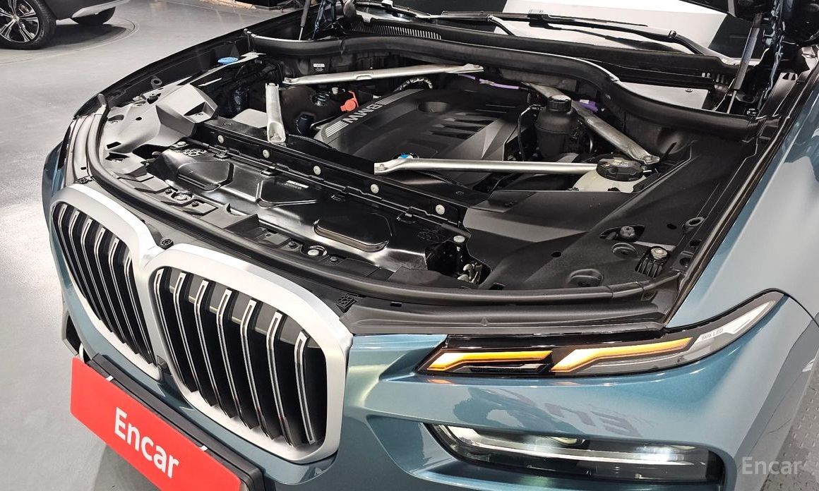 2023 BMW X7 I (G07) Рестайлинг xDrive 40i Design Pure Excellence 6-Seater с пробегом 21 191 км
