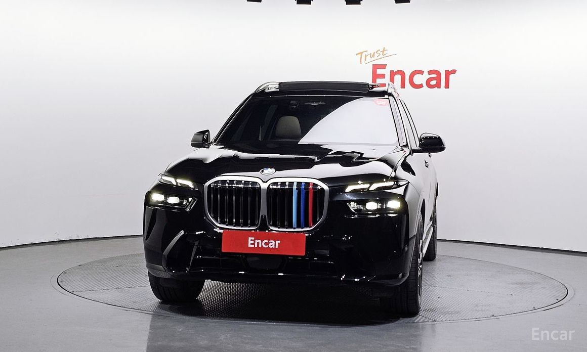 2023 BMW X7 I (G07) Рестайлинг xDrive 40i M Sport 7STR с пробегом 29 092 км