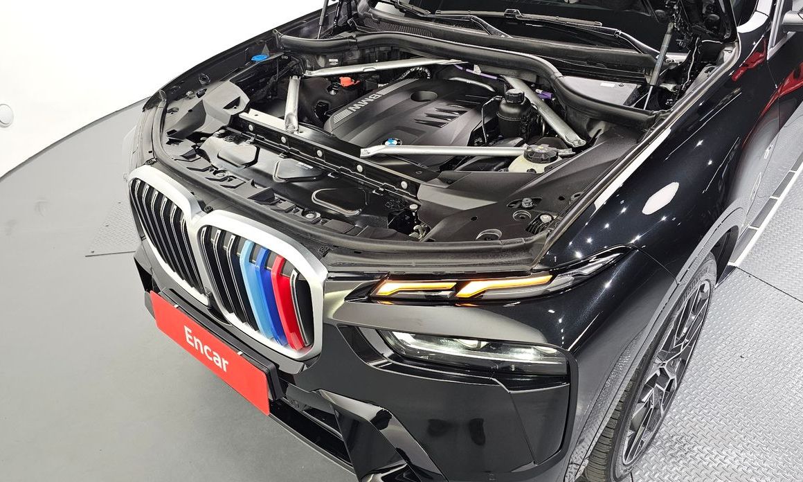 2023 BMW X7 I (G07) Рестайлинг xDrive 40i M Sport 7STR с пробегом 29 092 км