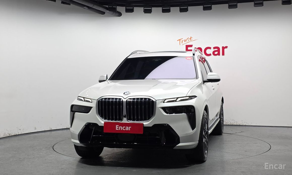 2023 BMW X7 I (G07) Рестайлинг xDrive 40i M Sport 6STR с пробегом 23 501 км
