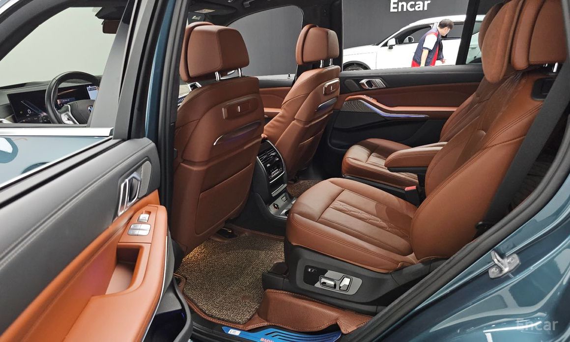 2023 BMW X7 I (G07) Рестайлинг xDrive 40i Design Pure Excellence 6-Seater с пробегом 21 191 км
