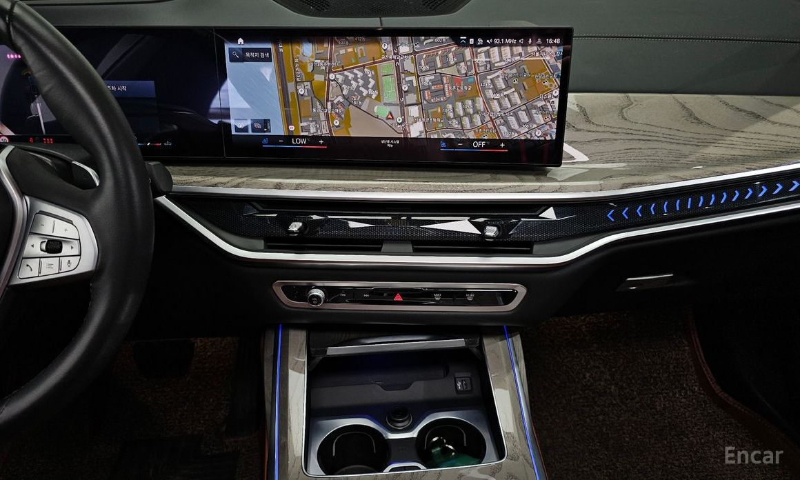 2023 BMW X7 I (G07) Рестайлинг xDrive 40i Design Pure Excellence 6-Seater с пробегом 21 191 км