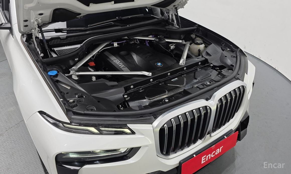 2023 BMW X7 I (G07) Рестайлинг xDrive 40i M Sport 6STR с пробегом 23 501 км