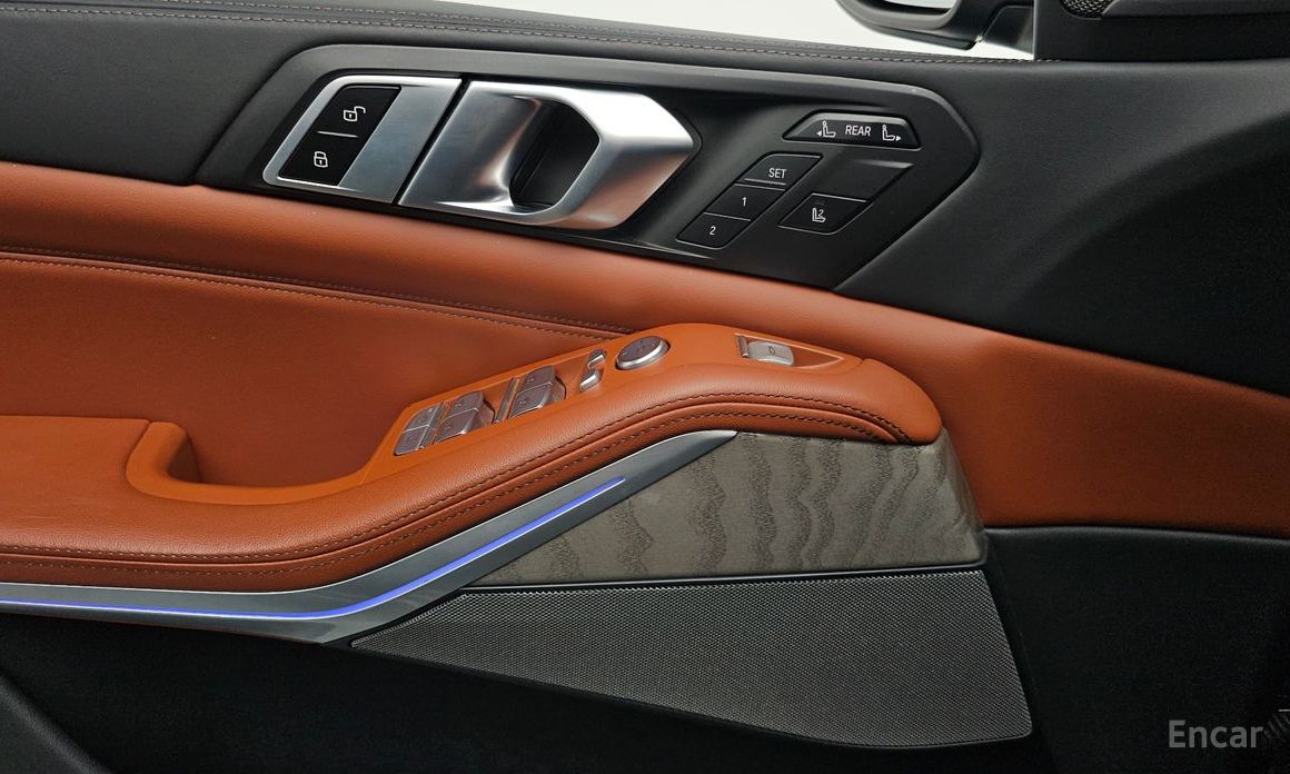 2023 BMW X7 I (G07) Рестайлинг xDrive 40i Design Pure Excellence 6-Seater с пробегом 21 191 км
