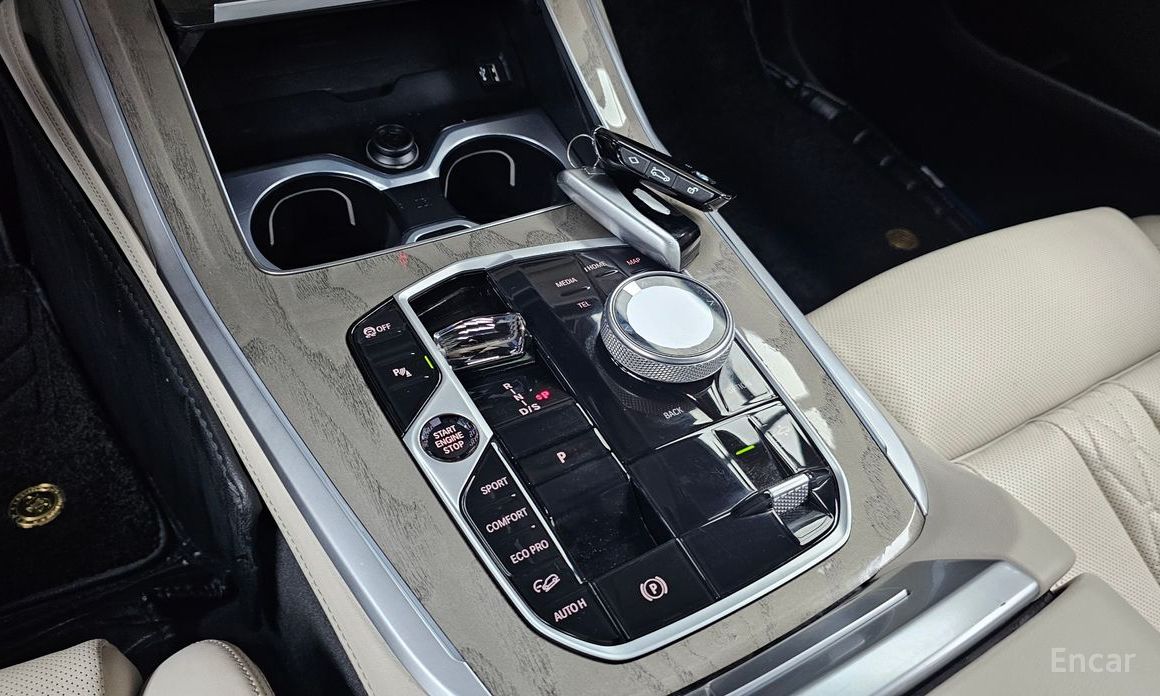2023 BMW X7 I (G07) Рестайлинг xDrive 40i Design Pure Excellence 6-Seater с пробегом 68 591 км