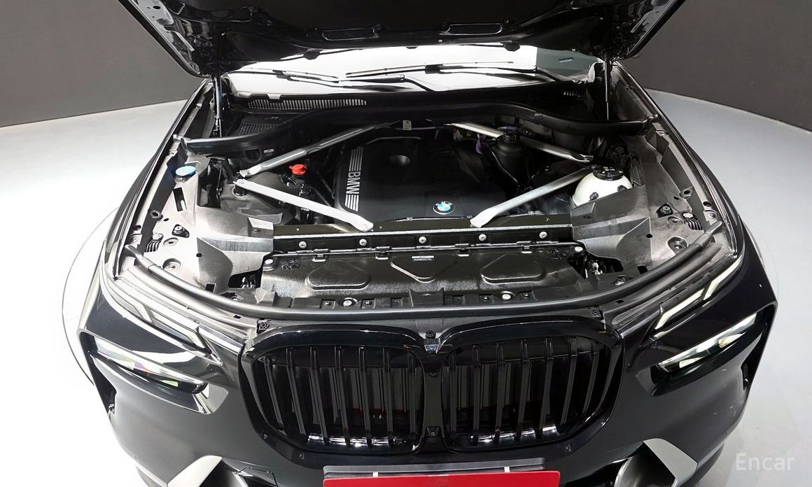 2023 BMW X7 I (G07) Рестайлинг xDrive 40i Design Pure Excellence 7-Seater с пробегом 38 506 км