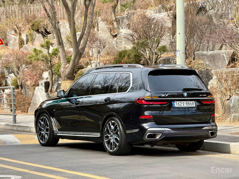 2023 BMW X7 I (G07) Рестайлинг xDrive 40i M Sport 7STR с пробегом 69 581 км