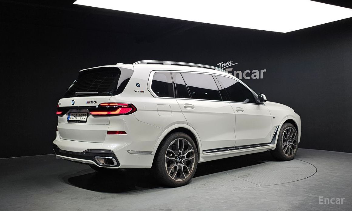 2023 BMW X7 I (G07) Рестайлинг xDrive 40i M Sport 6STR с пробегом 13 381 км