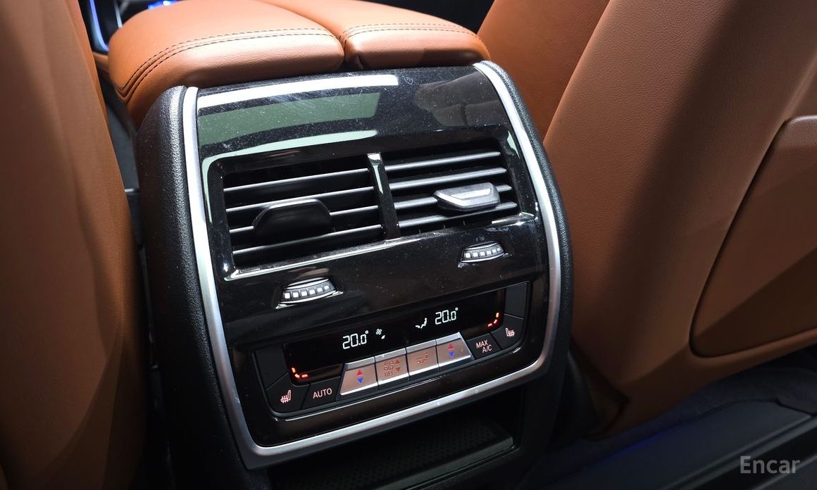 2023 BMW X7 I (G07) Рестайлинг xDrive 40i M Sport 7STR с пробегом 26 805 км