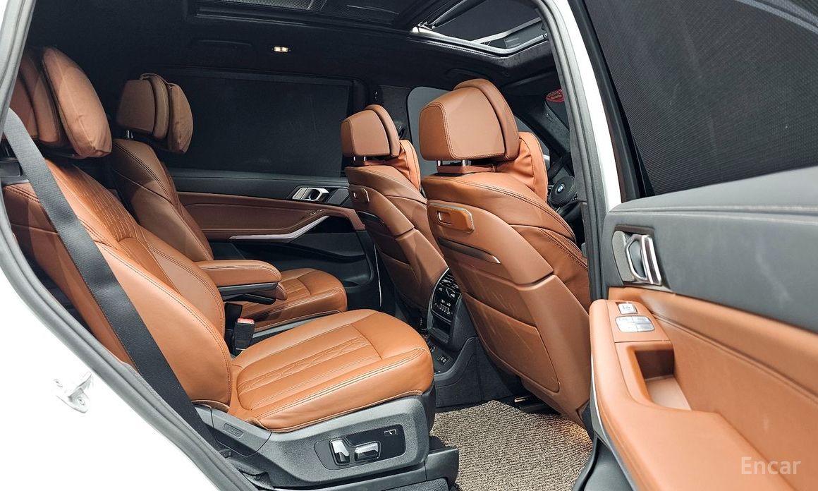 2023 BMW X7 I (G07) Рестайлинг xDrive 40i M Sport 6STR с пробегом 13 381 км