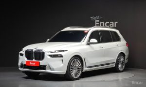 2023 BMW X7 I (G07) Рестайлинг xDrive 40i Design Pure Excellence 7-Seater с пробегом 25 612 км
